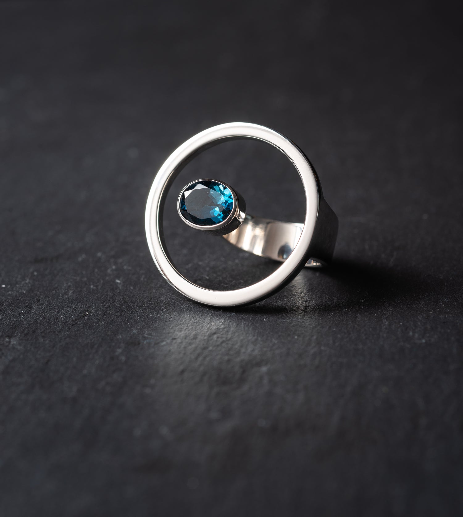 Aura Taş Döküm Yüzük