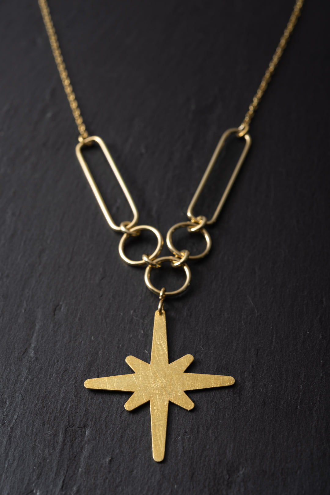 Elips Zincir Kutup Yıldızı Kolye