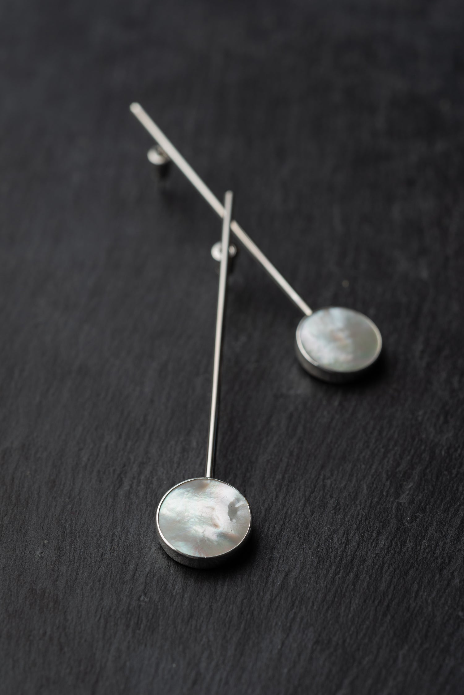 Sedef Çubuk Uzun Küpe