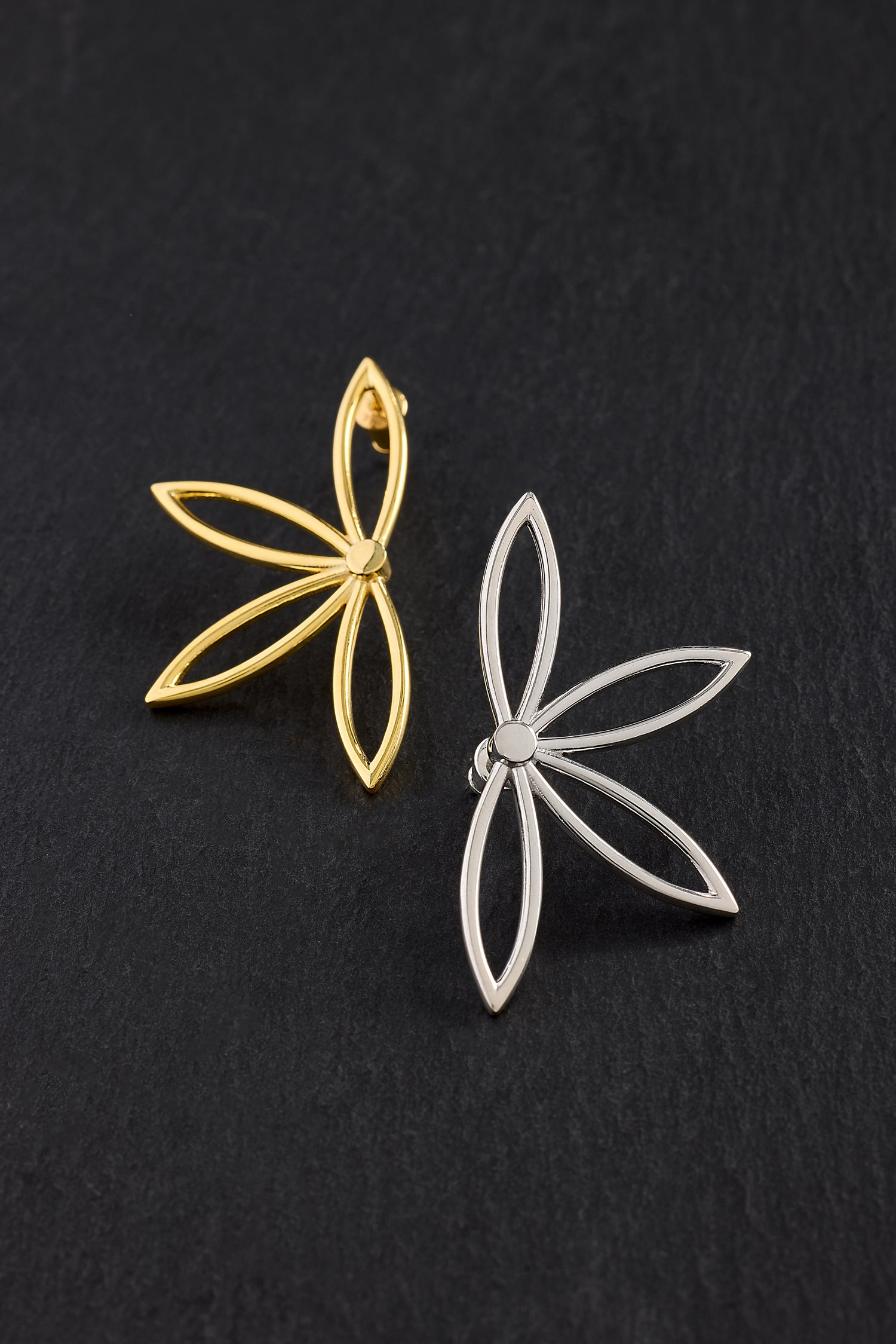 Lotus Küpe