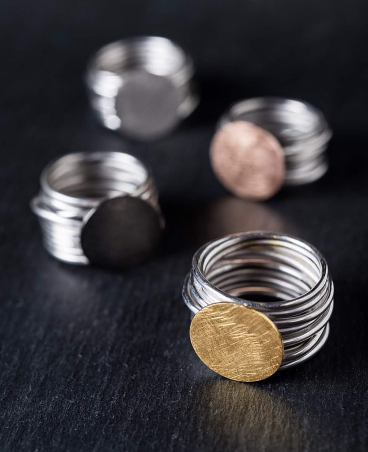 Sarmal Plaka Yüzük