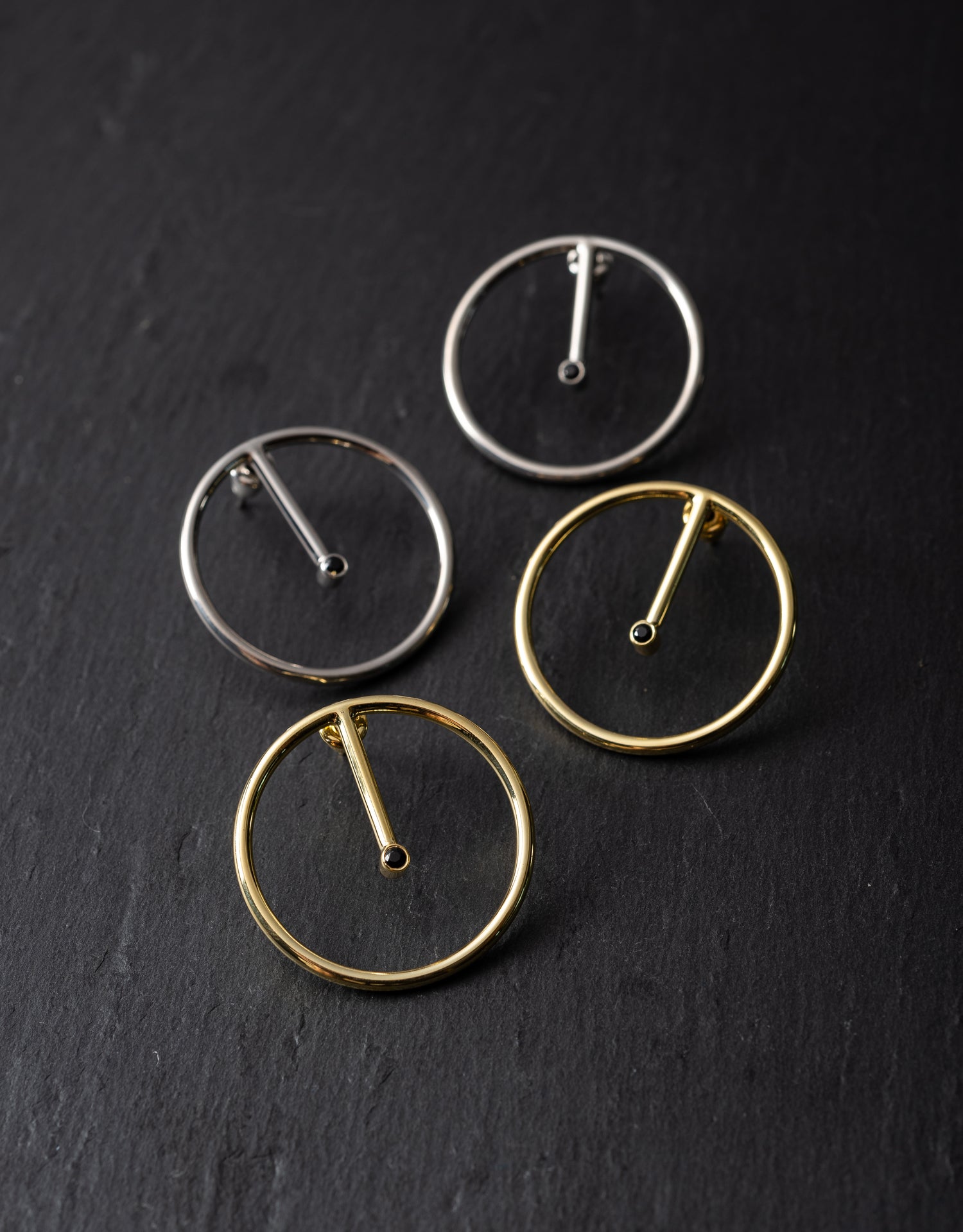 Halka Çubuk Taşlı Küpe